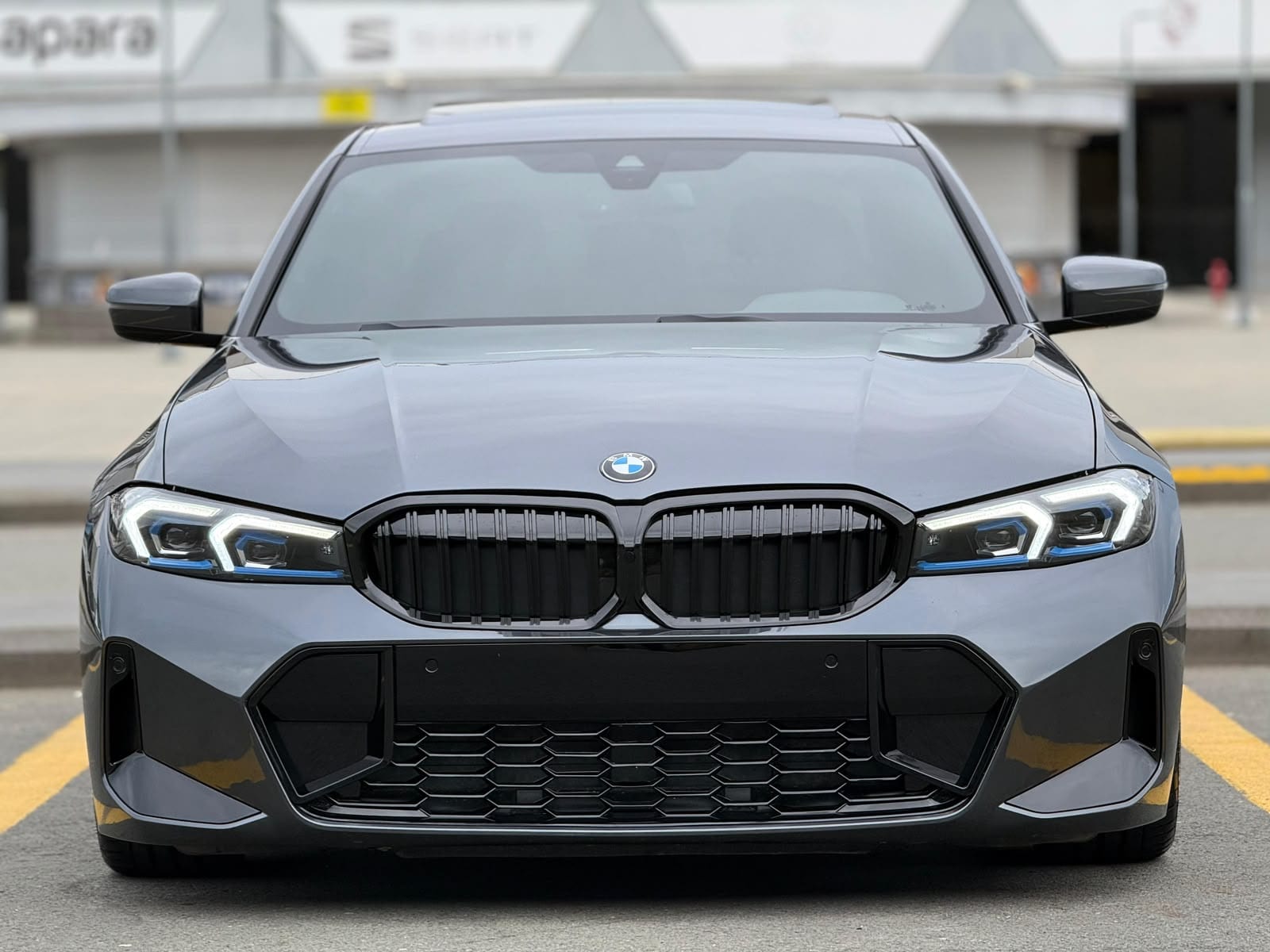 BMW 320i First Edition M Sport